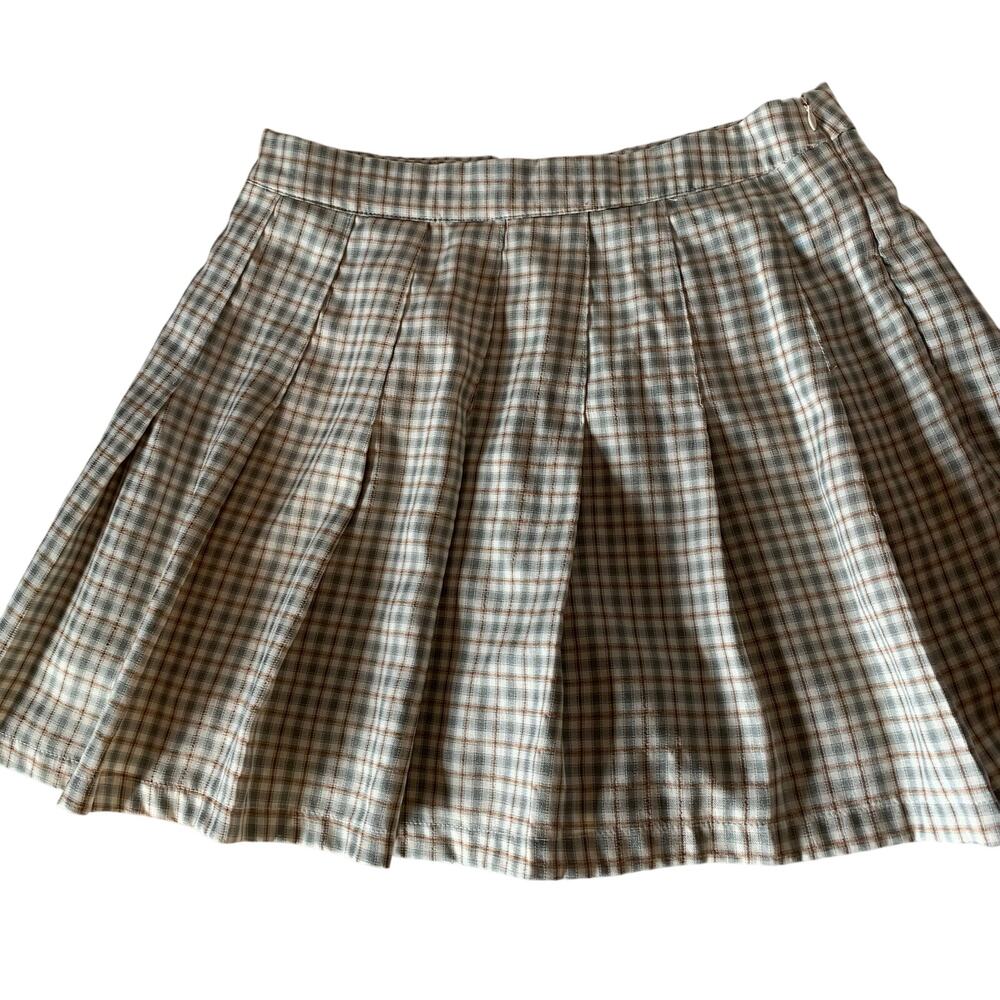 Hyfve plaid skort size large youth, sage, cream tan